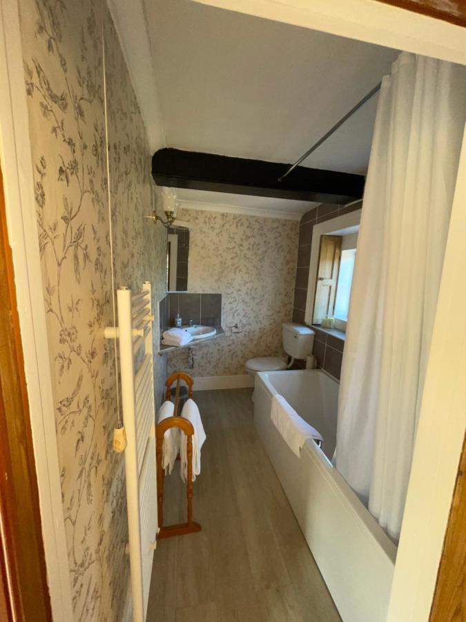 Norton House Bed & Breakfast & Cottages Whitchurch  Extérieur photo